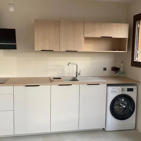 Apartment Bright With Balcony In Annecy